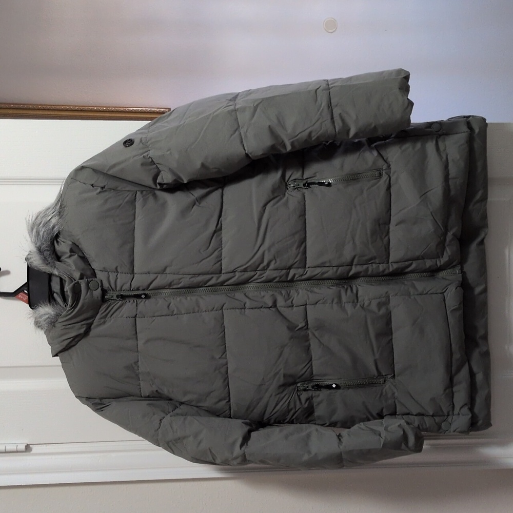 Big Chill Puffer Jacket Sage Colored - Picture 3 of 7